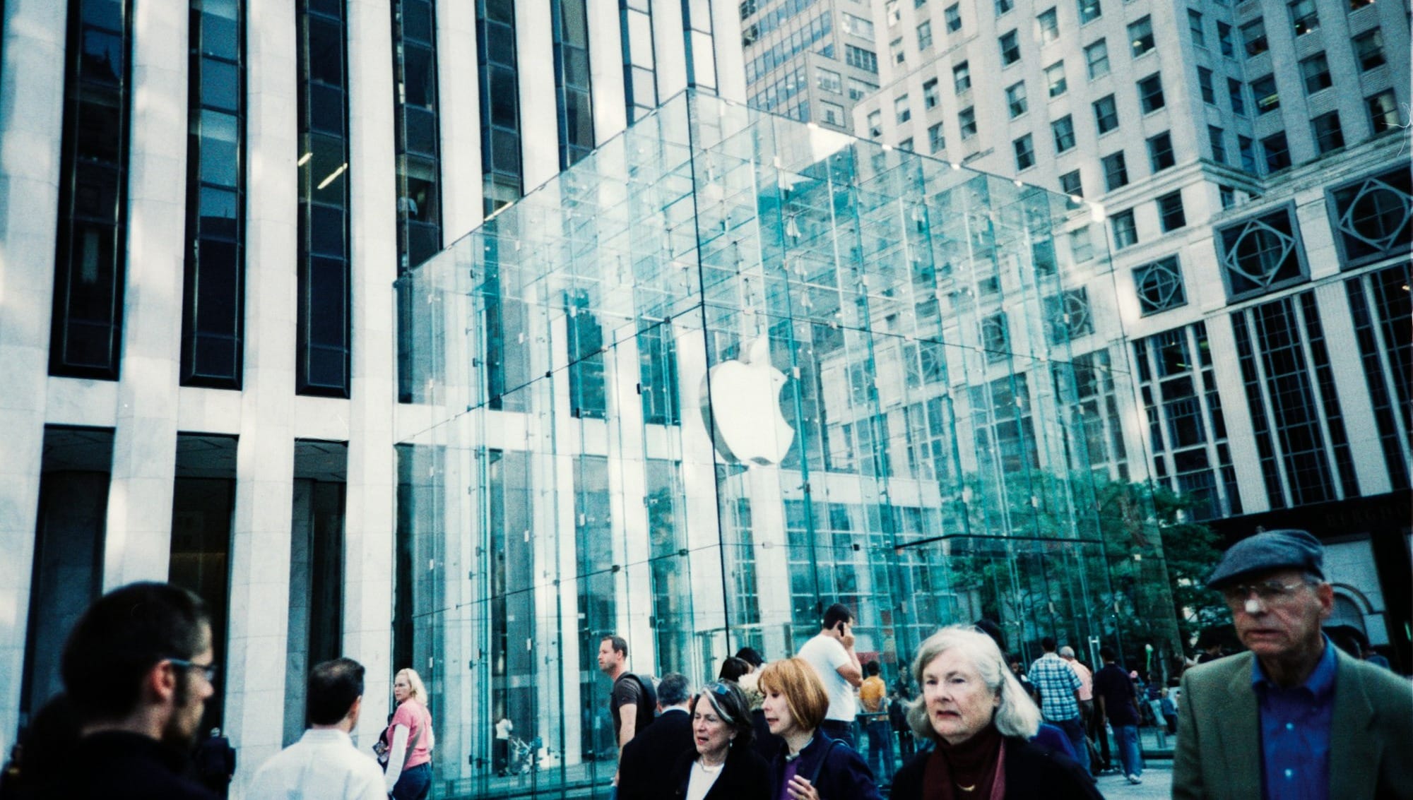 Apple Loses $113 Billion in Value After Regulators Close In