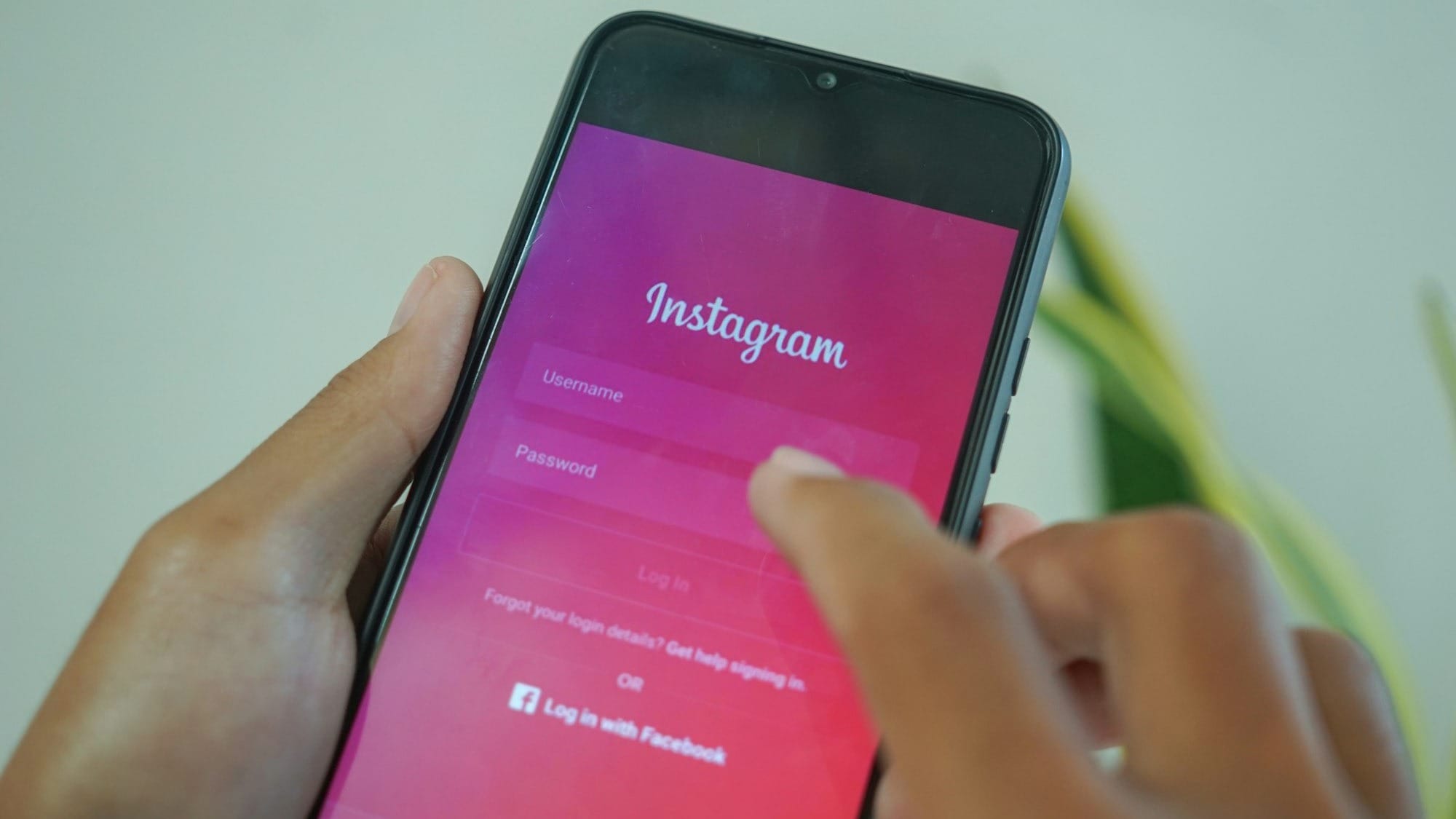Instagram's got a new map and repost feature that looks familiar