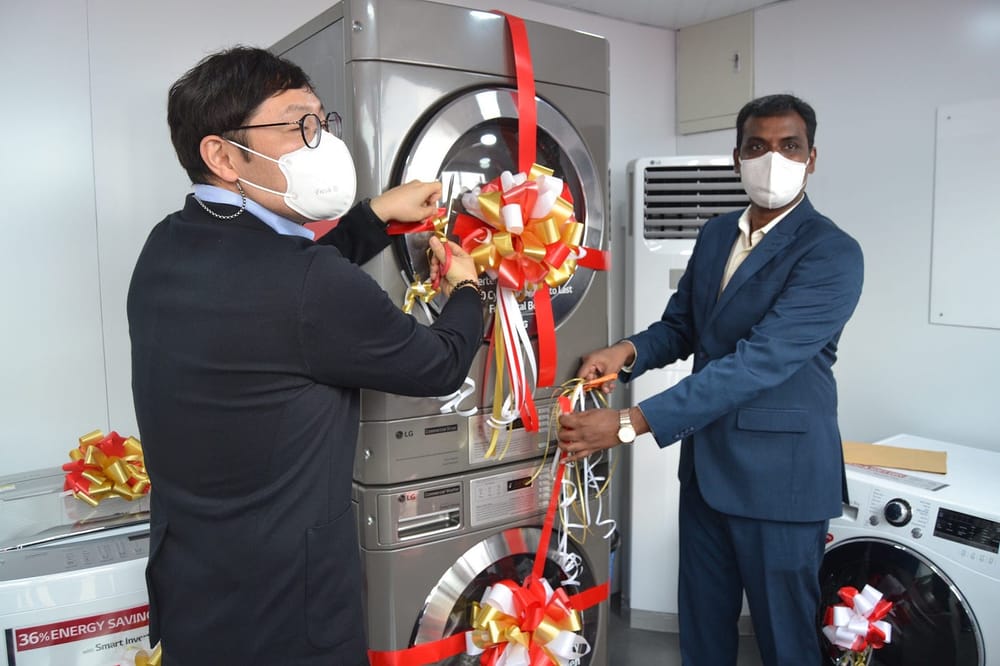 LG Electronics Launches Free Wash Centre in Benin City, its fourth in Nigeria post image