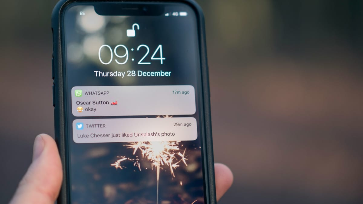 Samsung is working on an AI-powered notification summary feature similar to Apple's Post feature image