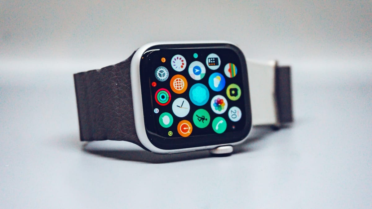 The Apple Watch may soon be able to see around it Post feature image