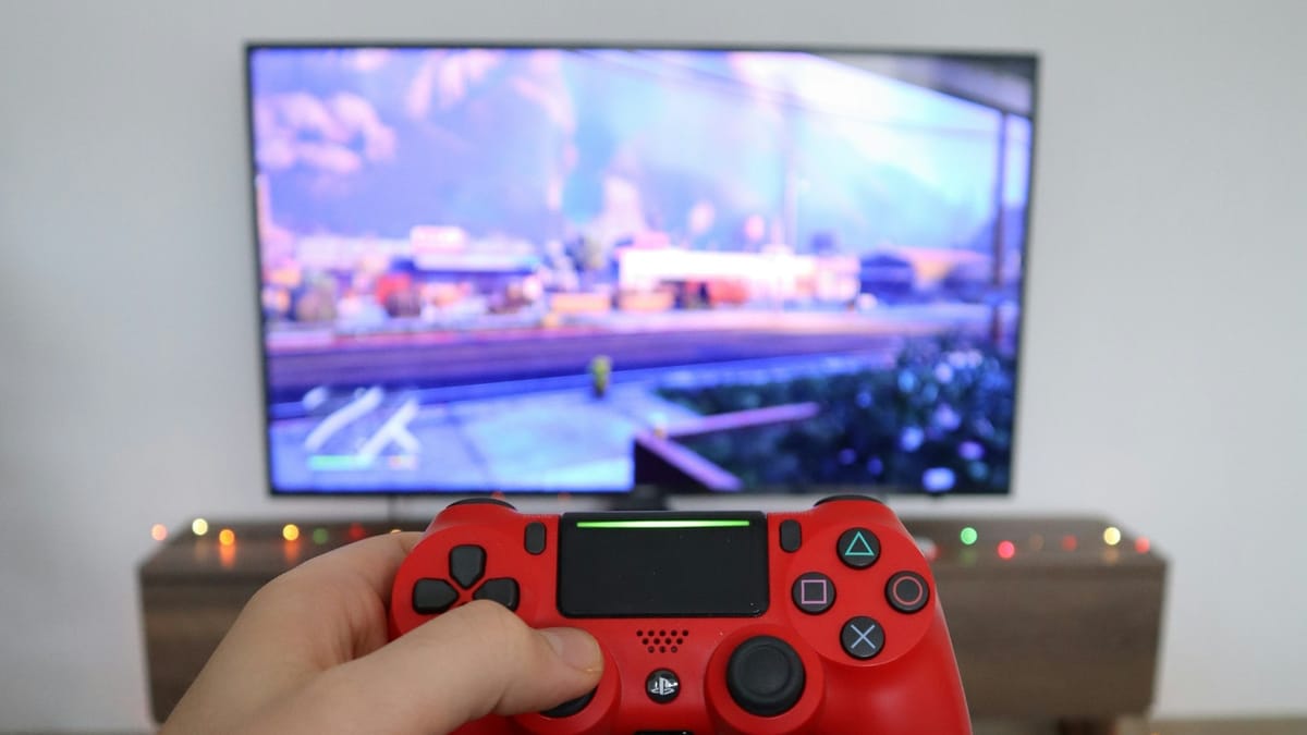 How to Change the Theme on PlayStation 5 Console Post feature image