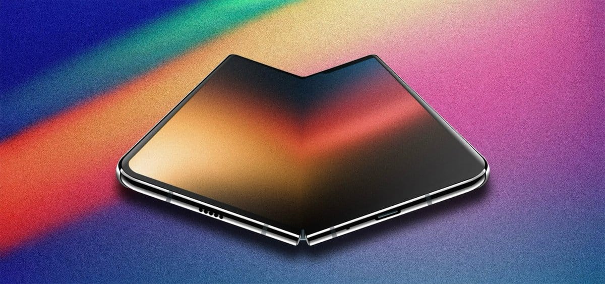 Apple targets late 2025 for foldable iPhone production, with a likely 2026 launch Post feature image