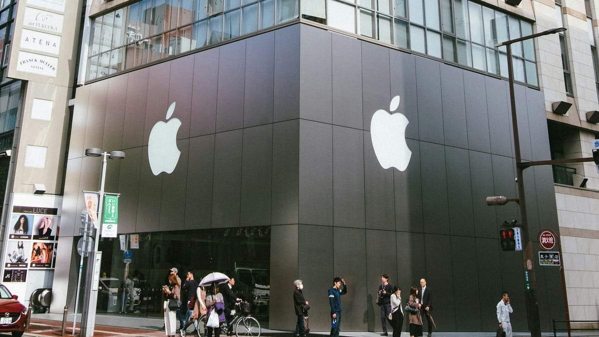 Apple Launches Its Official Online Retail Store in Saudi Arabia Post feature image