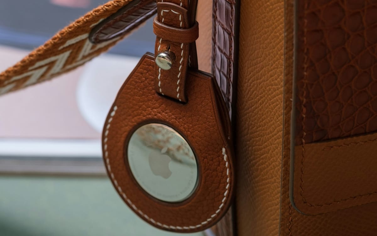 Flight passengers in Latin America can now share AirTags for live luggage tracking Post feature image