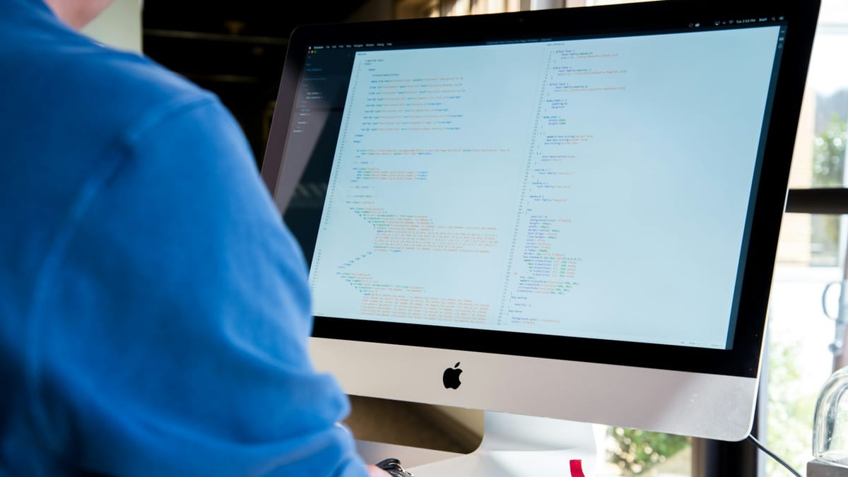 Apple Brings AI Coding Agents to Xcode in New 26.3 Update Post feature image