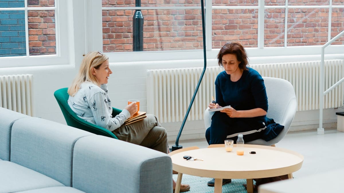 How a CEO Coach Supports Leadership Growth Post feature image