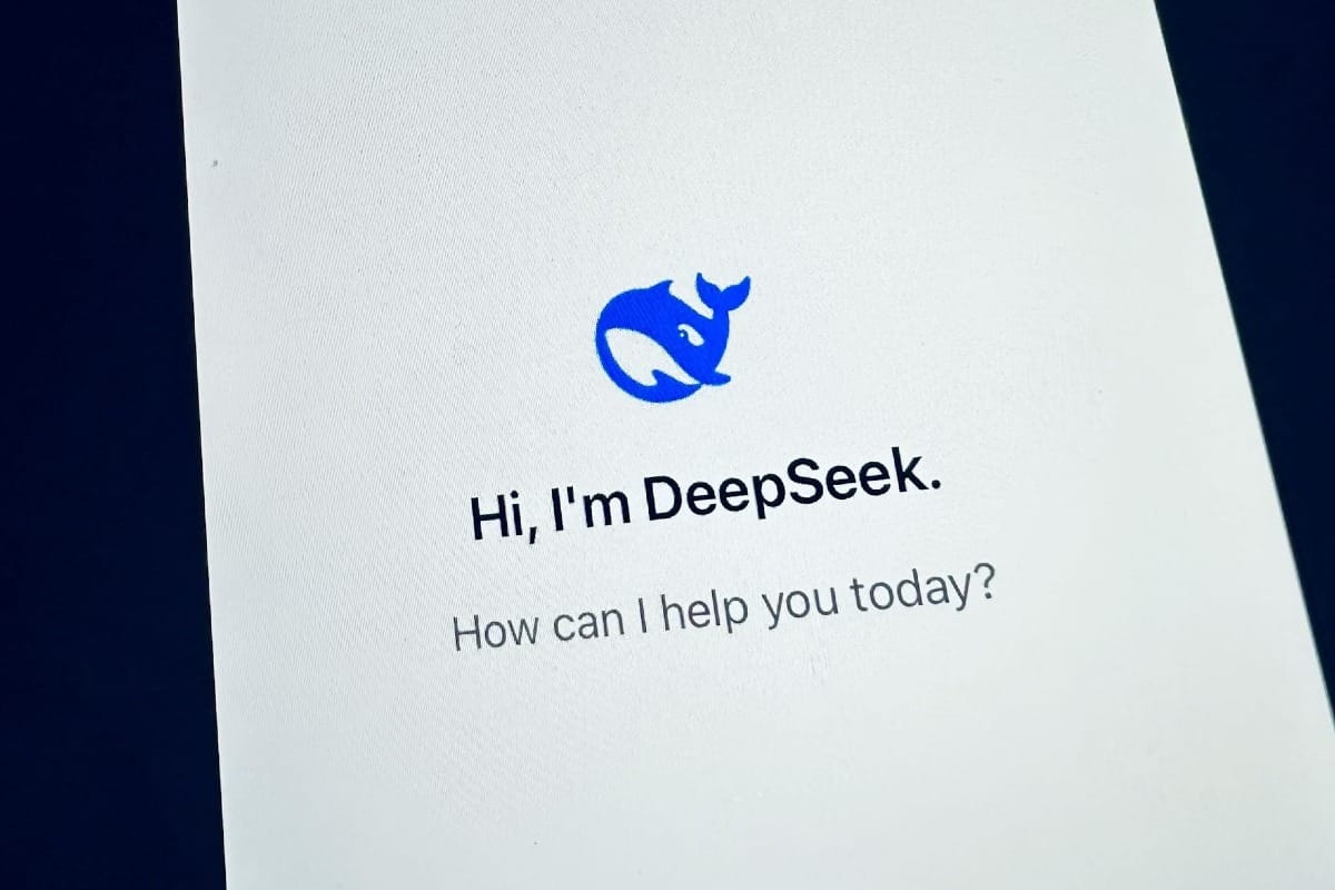 DeepSeek Down for 13 Hours: Why the Chinese AI Chatbot Went Offline Post feature image