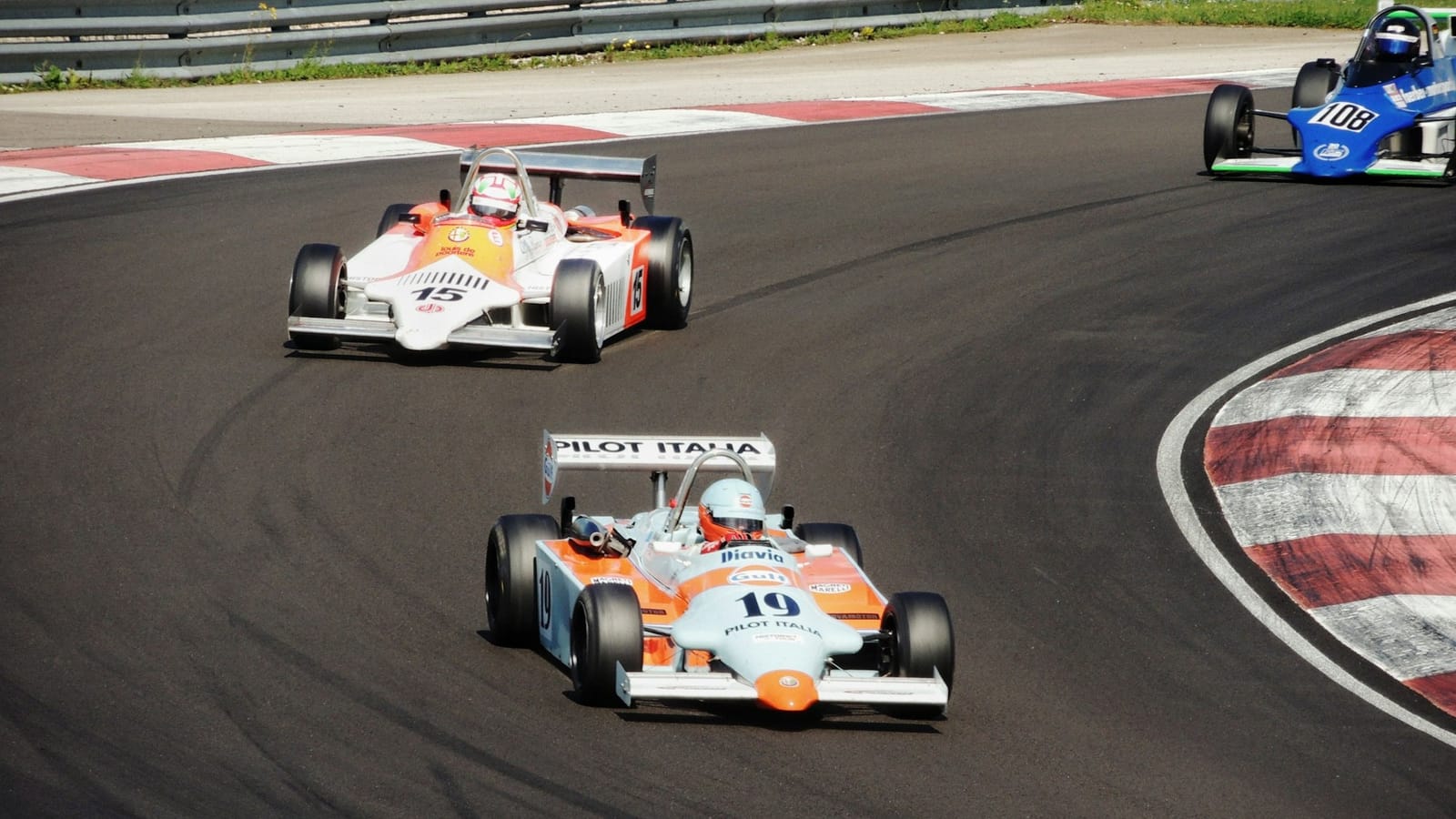 Apple and Netflix Strike Surprise Deal Over Formula 1 Streaming Post feature image