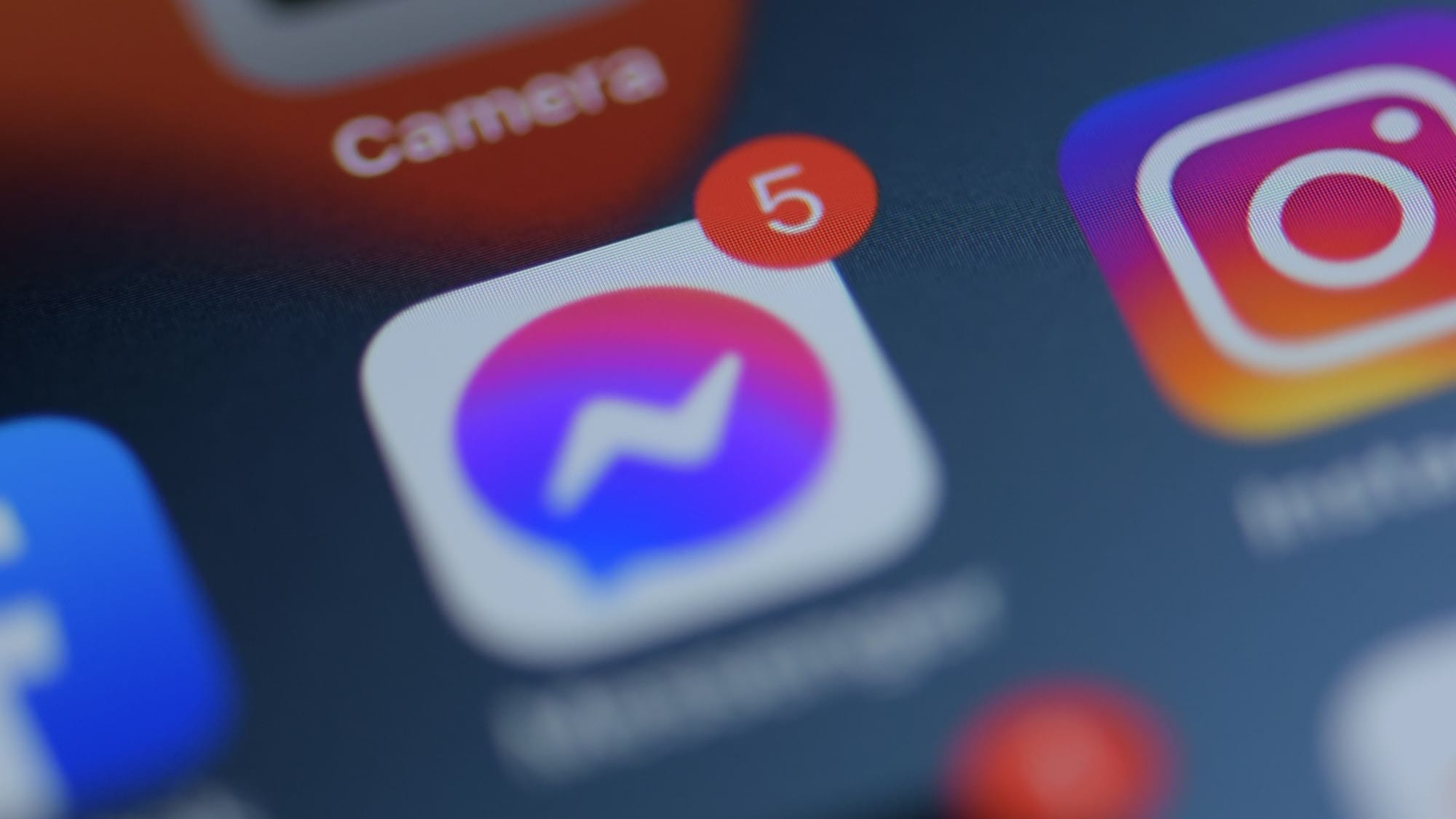 How to Use QR Codes to Connect with People in Messenger Post image