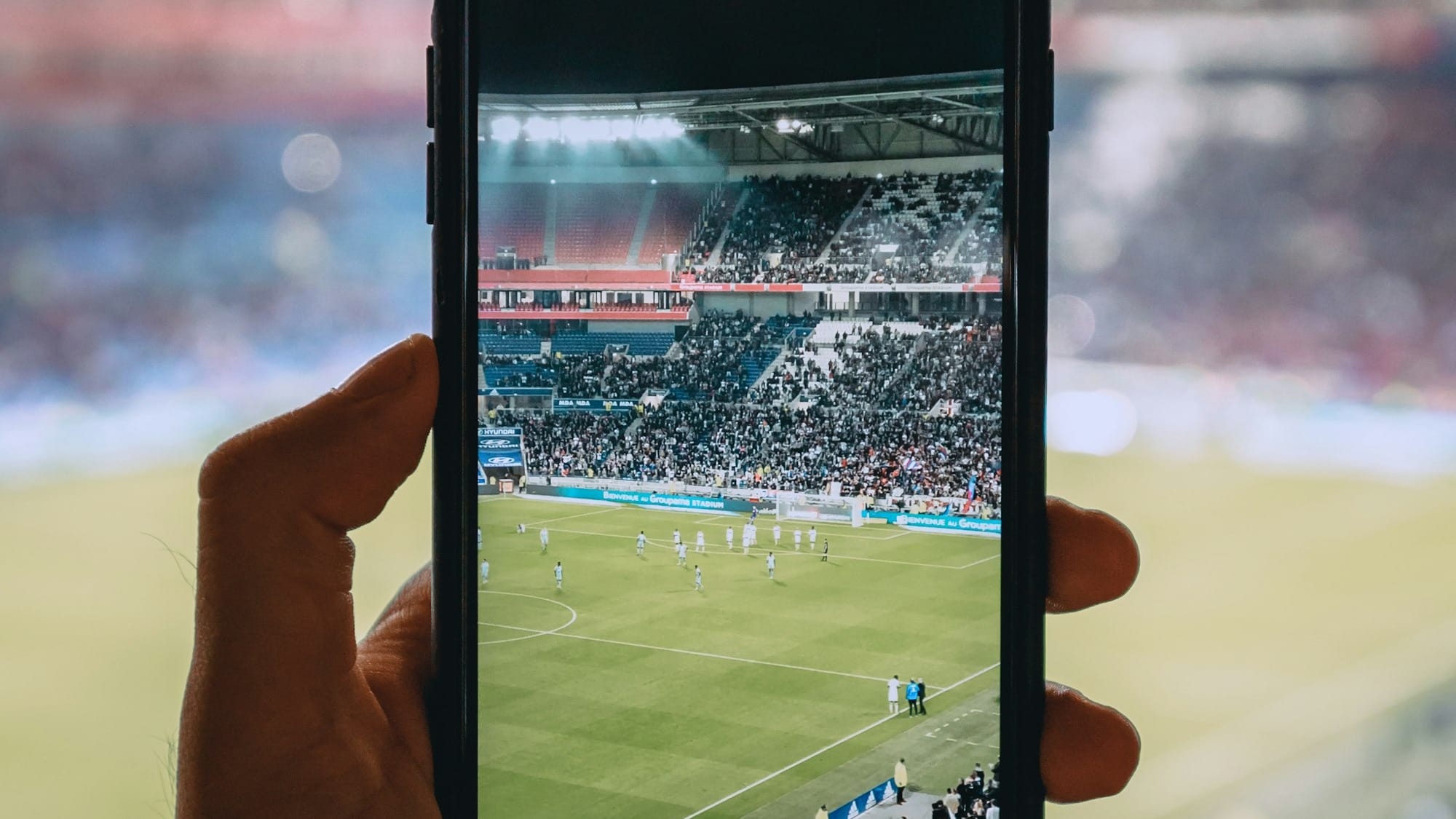 Social Media Integration in FIFA: Connecting Players and Fans Globally Post image