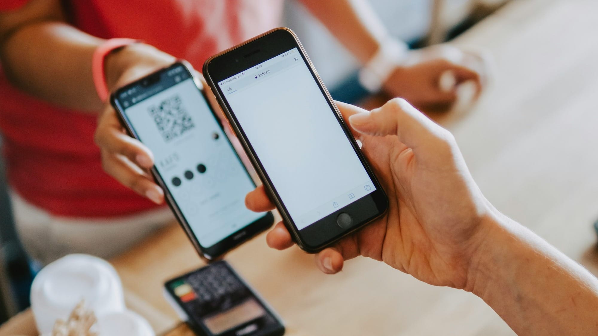 Unlocking the Benefits of QR Codes in Retail Stores Post image