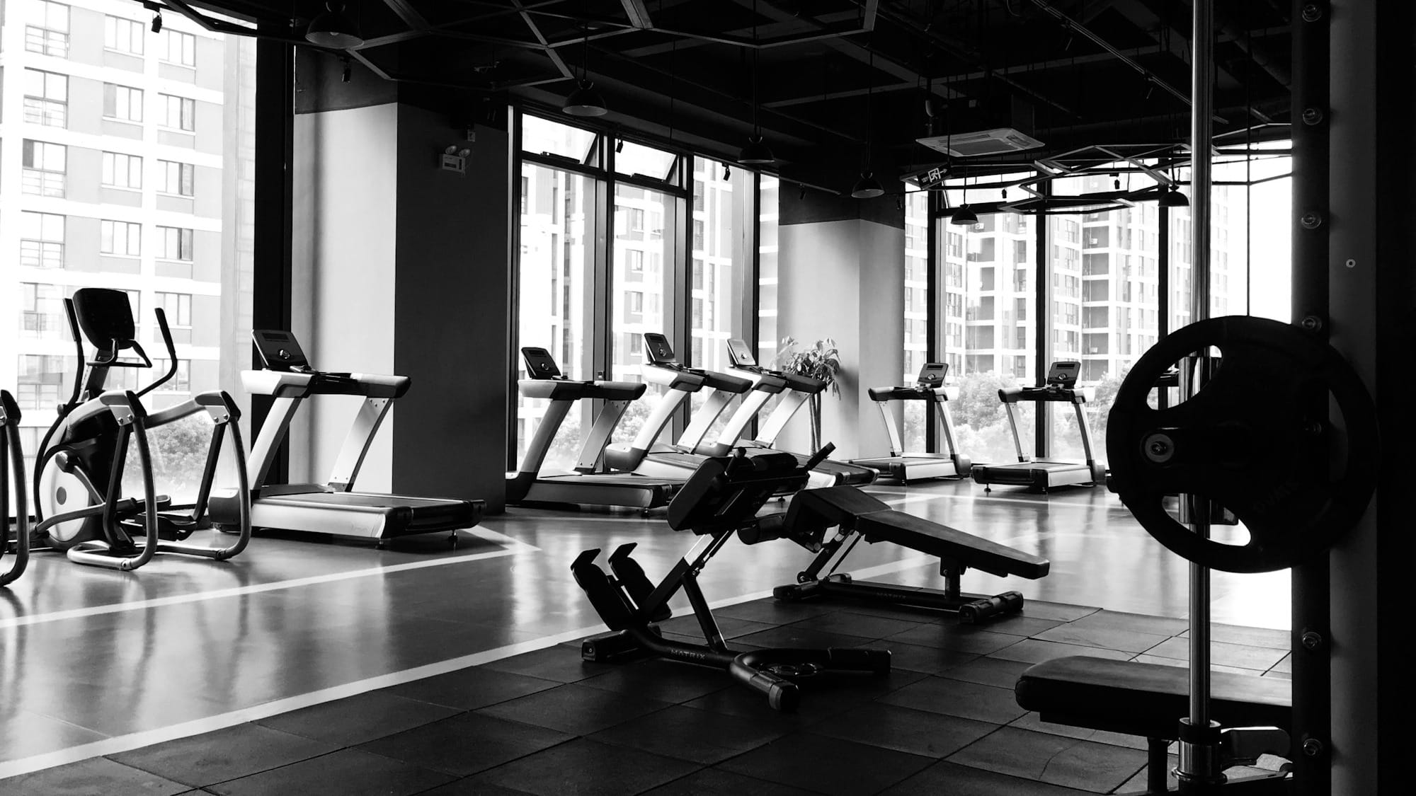 10 Fitness Gadgets That Can Actually Help You Stick to Your Goals in 2026 Post image