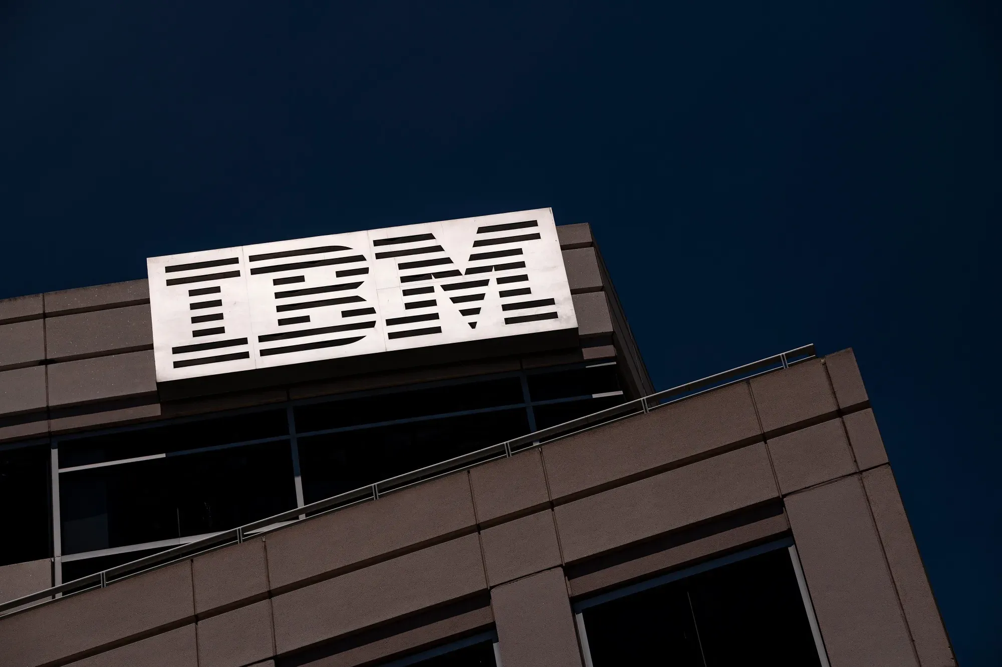 IBM Shares Sink 13% After Anthropic Says Claude Can Modernize COBOL Post image