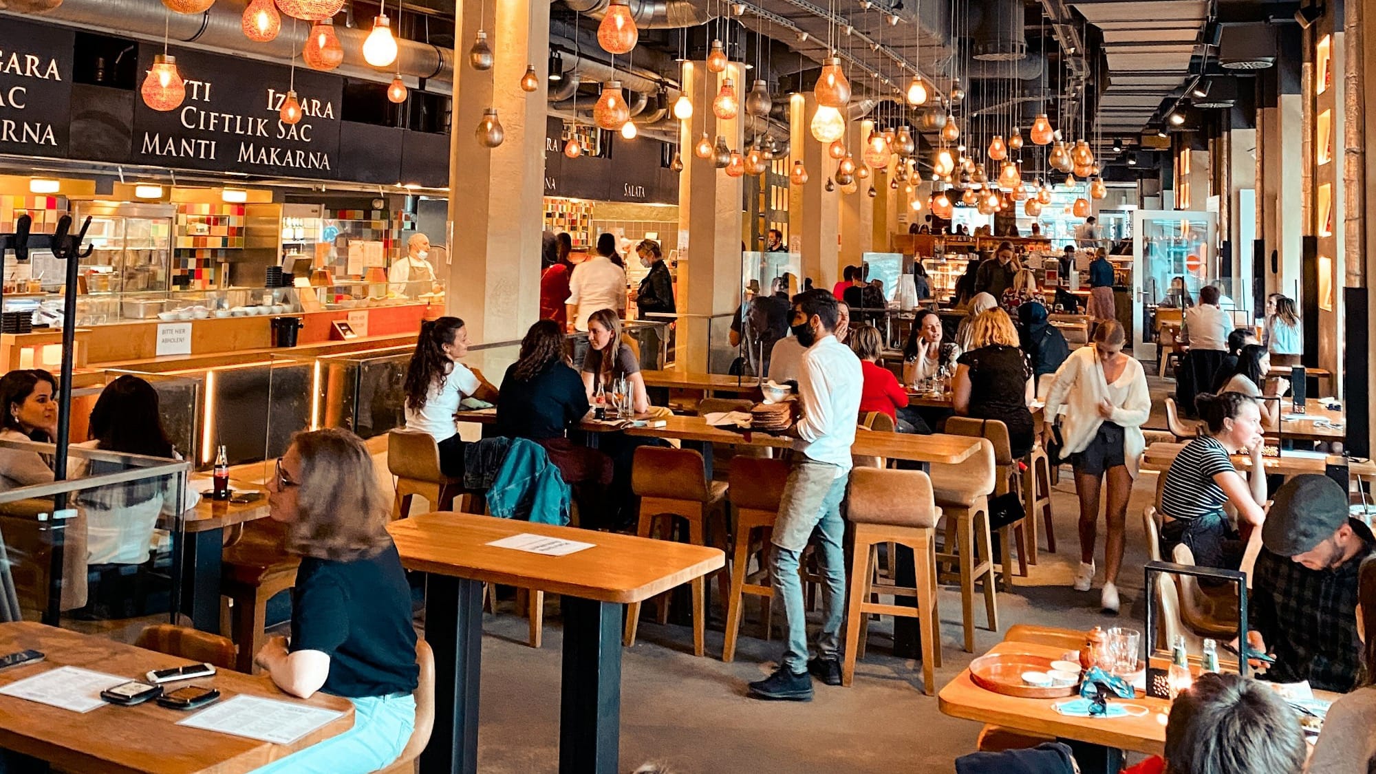 Why Restaurant Orders Go Wrong During Rush Hour—and How a Smarter Workflow Prevents Costly Mistakes Post image