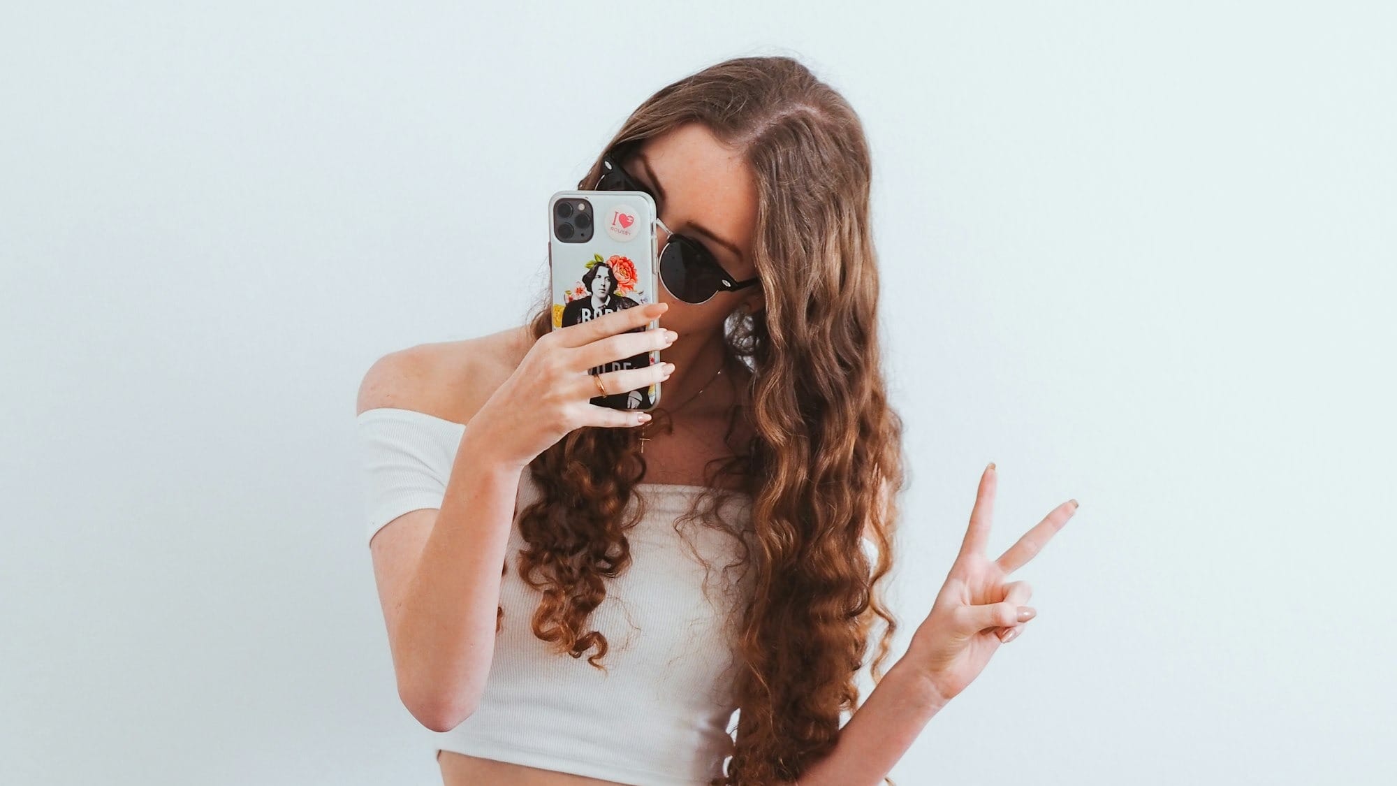 Google is Building AI Chatbots Based on Celebrities and Influencers Post feature image