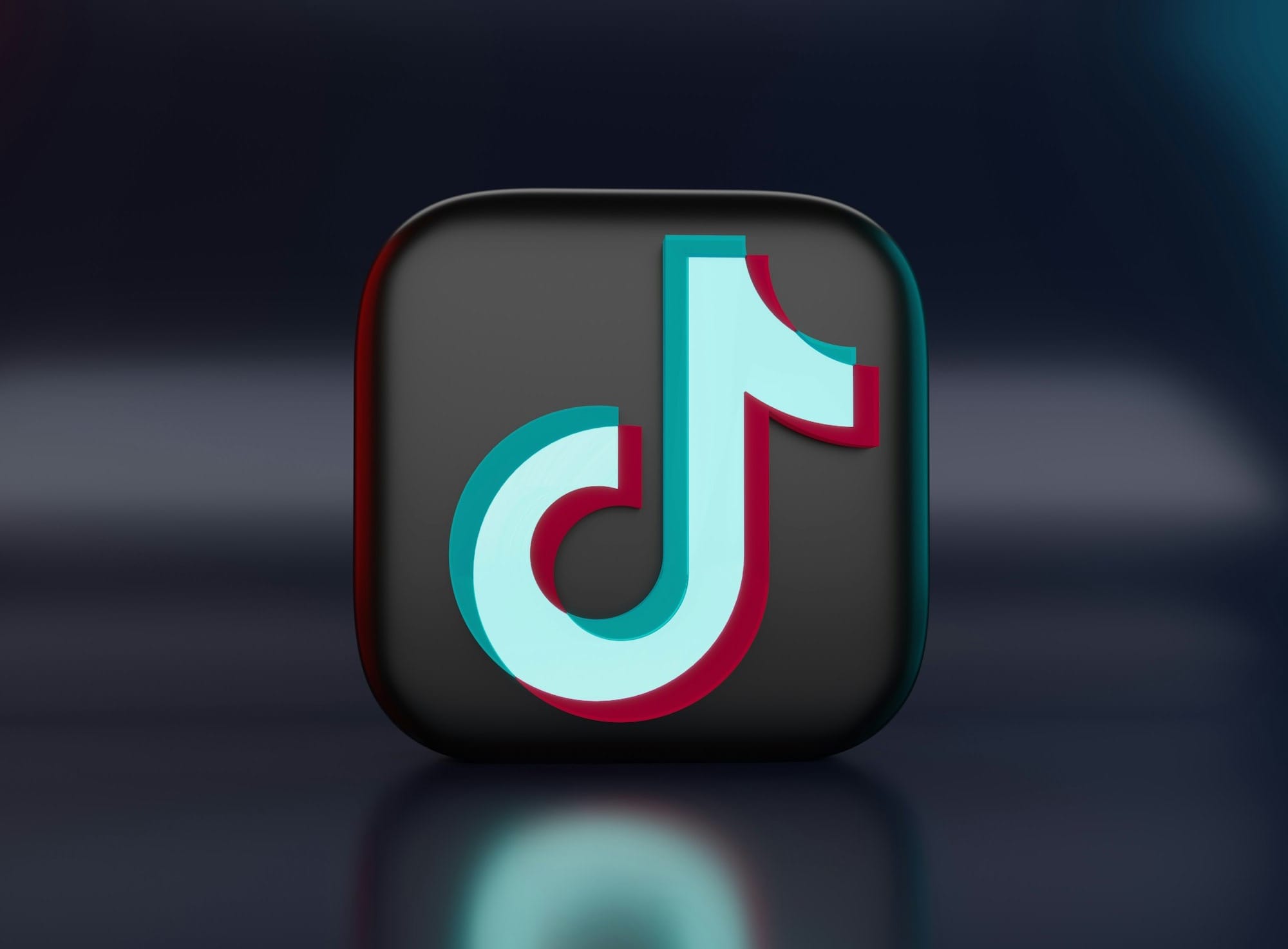 How to turn off direct messages on TikTok Post feature image