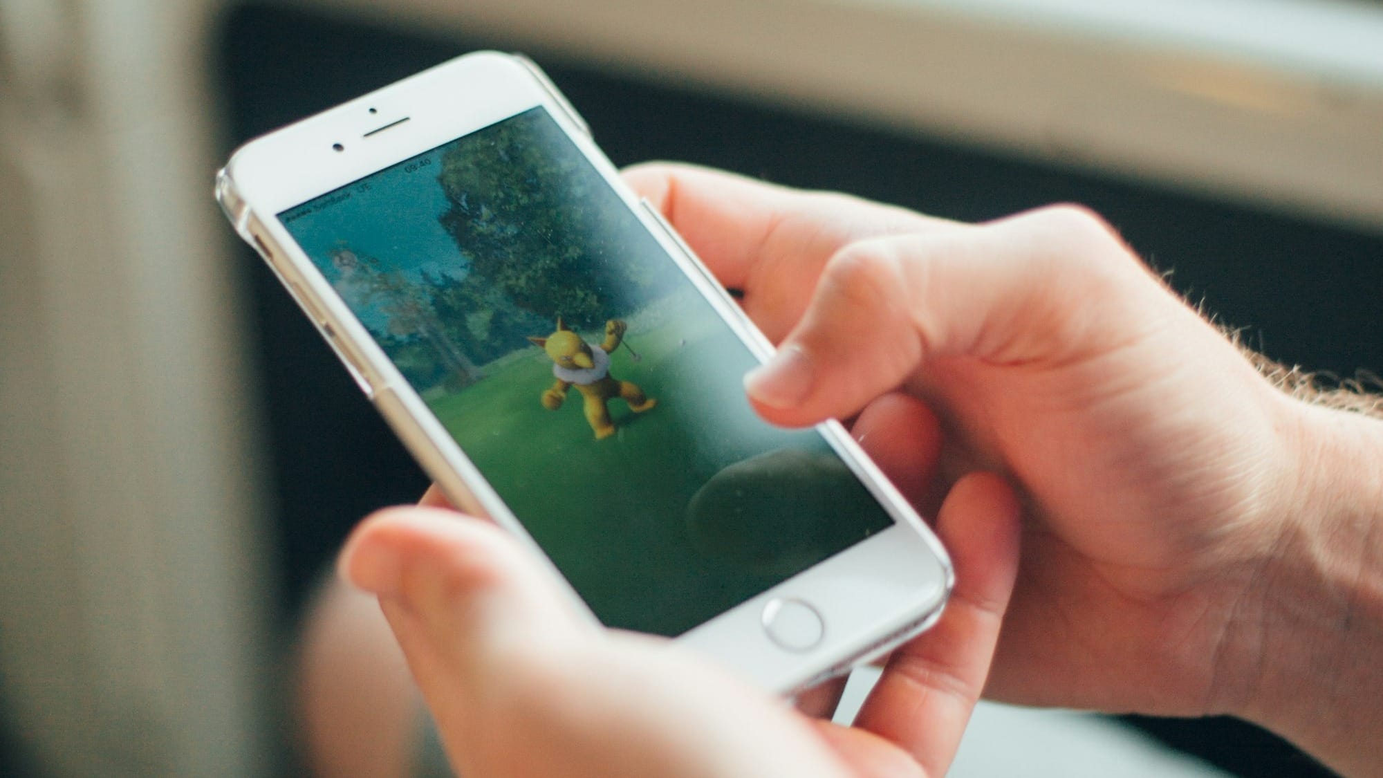 [No PC] How to Hatch Eggs in Pokémon GO Without Walking Post feature image