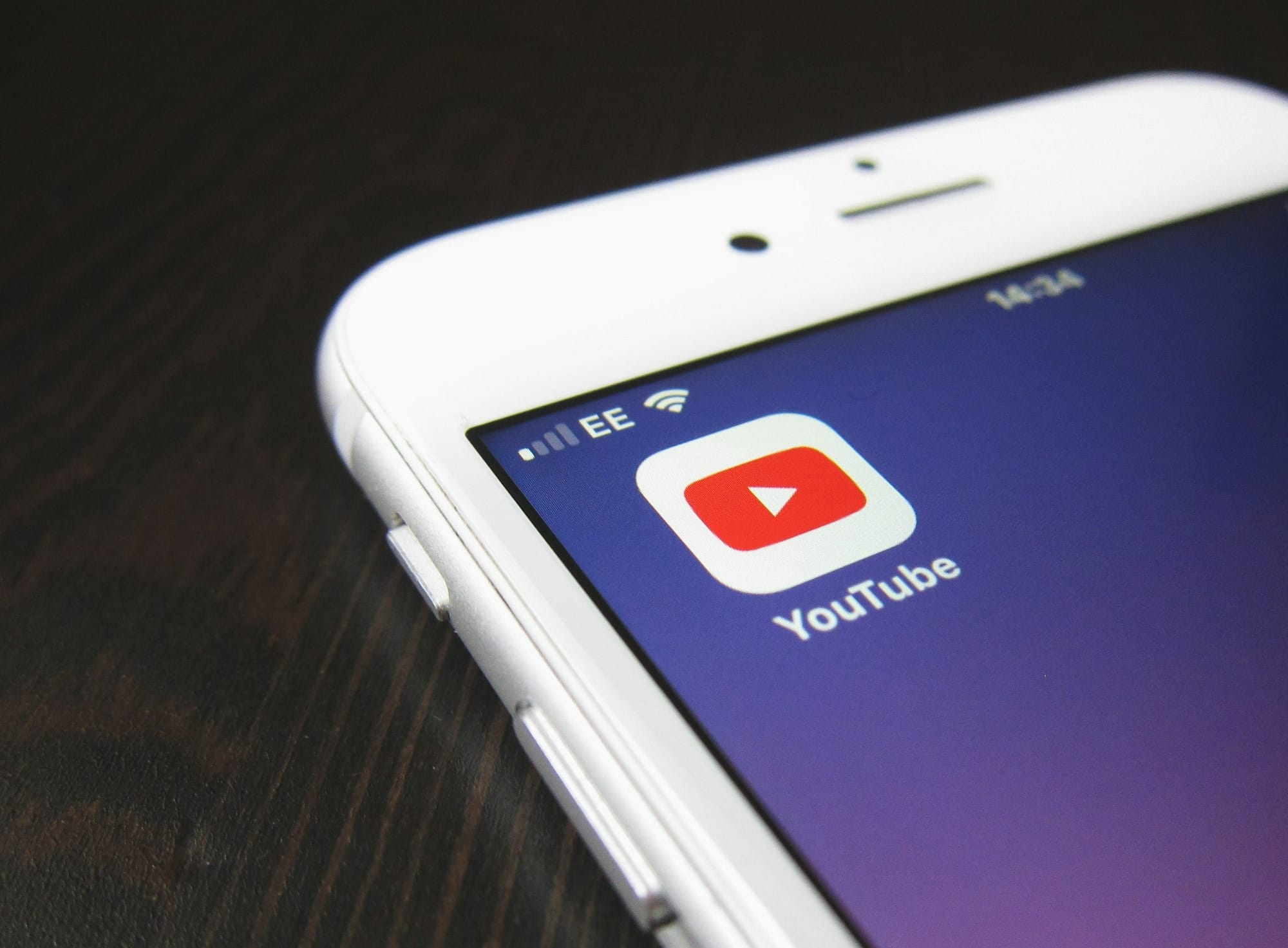 Google set to end $7.99 YouTube Premium pricing for its legacy subscribers Post feature image