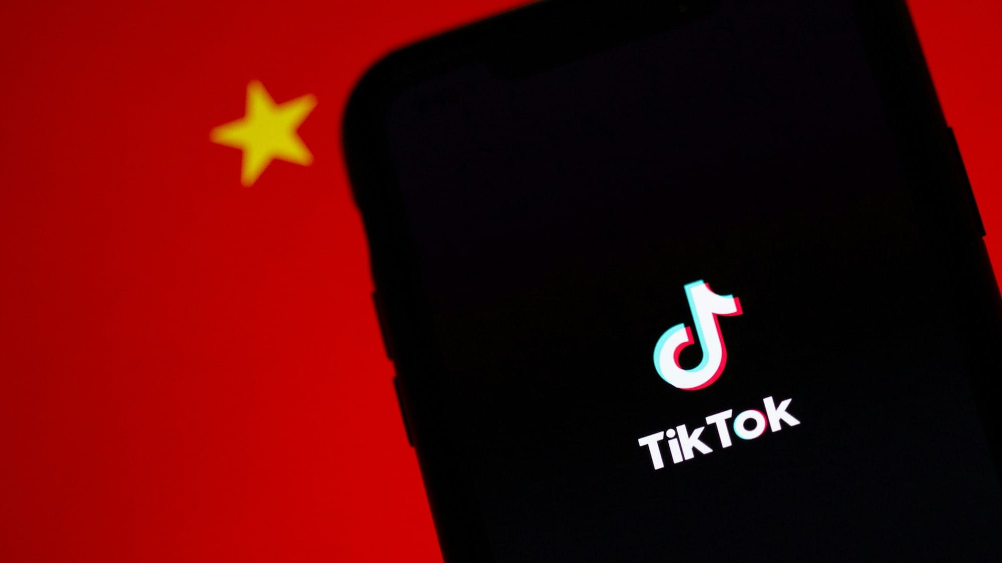 TikTok's founder is officially the richest man in China Post feature image