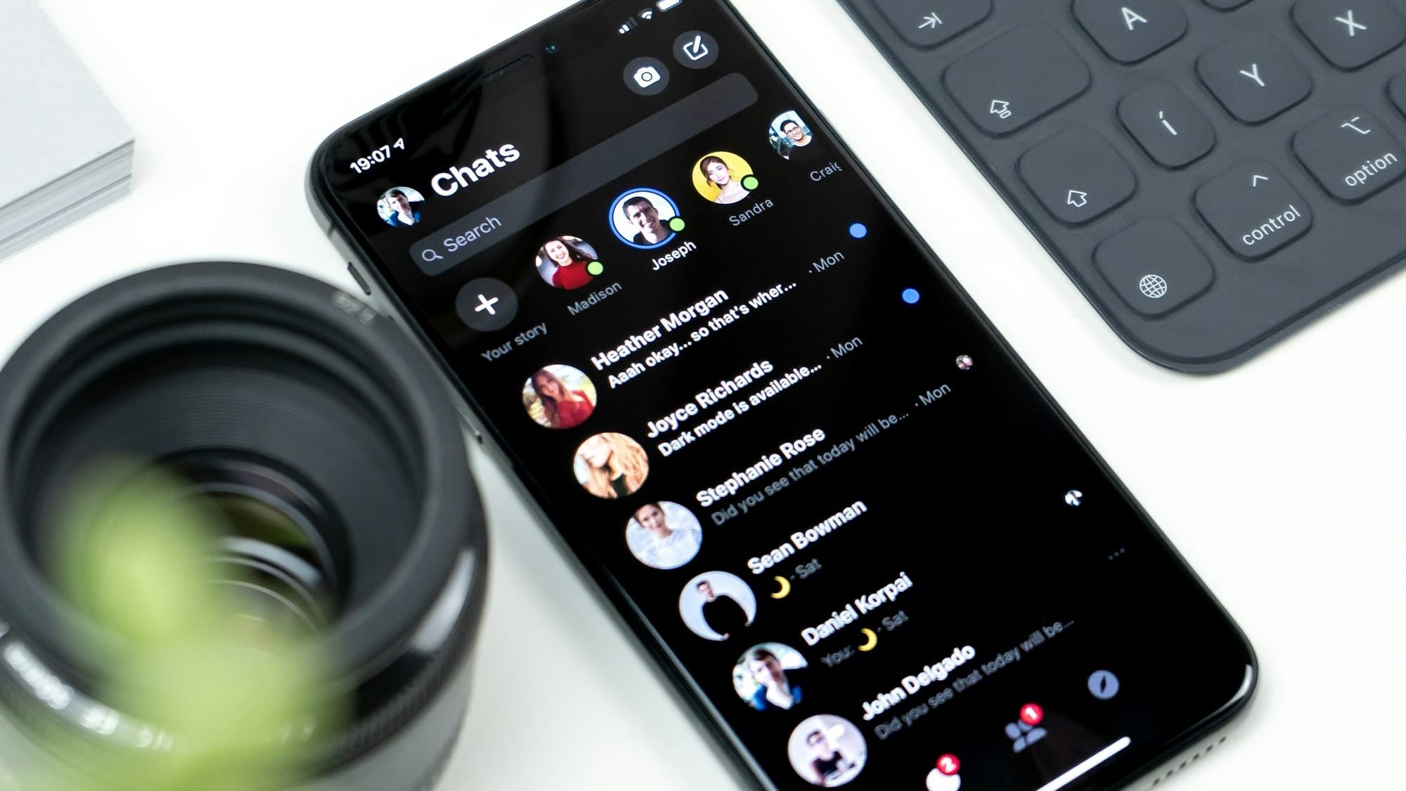 WhatsApp's new "Favorites" filter is what 'speed dial' is for calls — here's how to use it Post image
