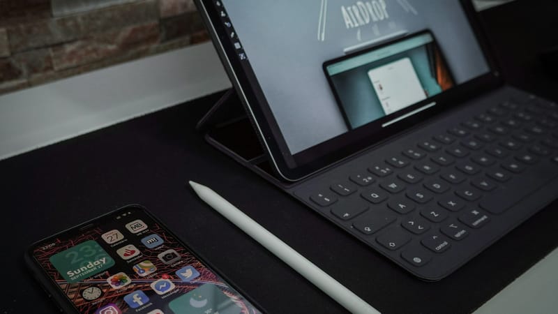 Top Black Friday 2025 Tech Discounts: The Best Phones, Laptops and Tablets to Buy post image